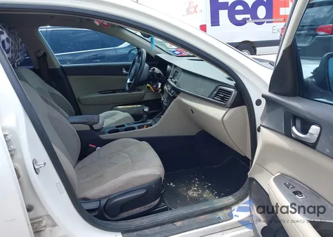 2016 Kia Optima Lx z USA, uszkodzony, nr VIN KNAGT4L34G5118629